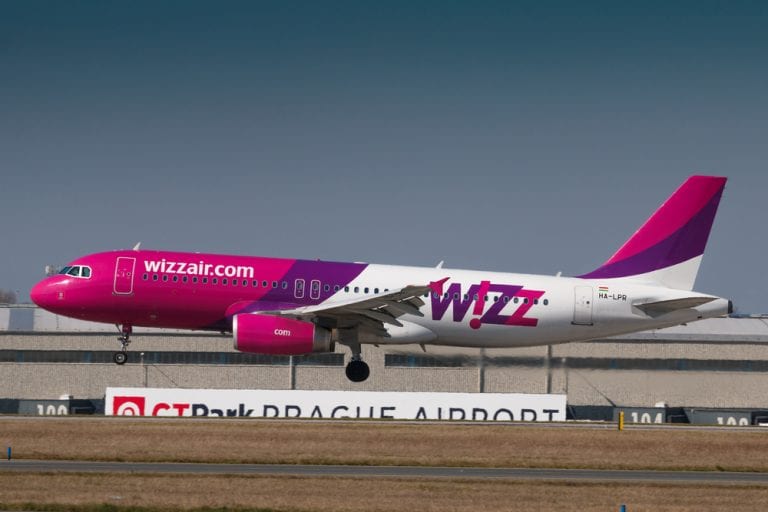 WizzAir plane