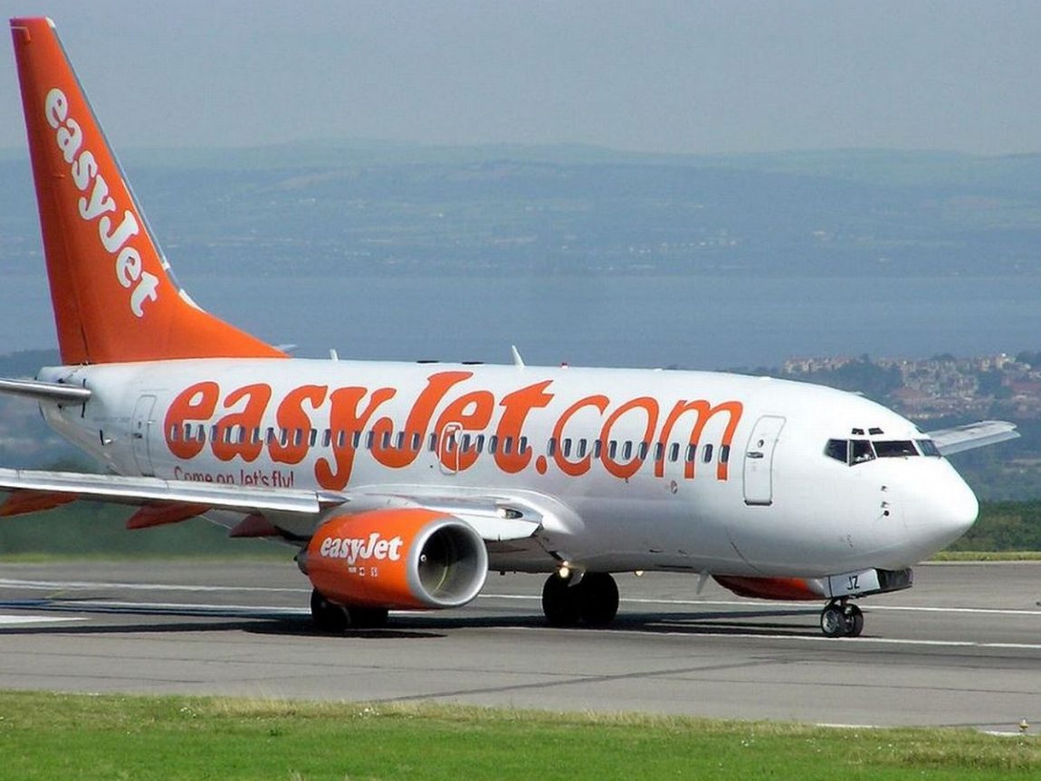 Easyjet plane