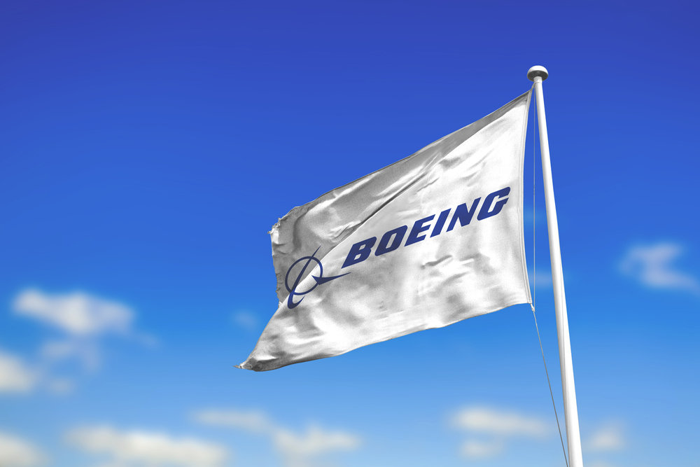 Steady Boeing Reports Stronger Than Expected Q1 &#8211; Cash Burn Concerns