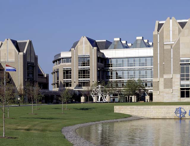 Medtronic corporate campus with water feature