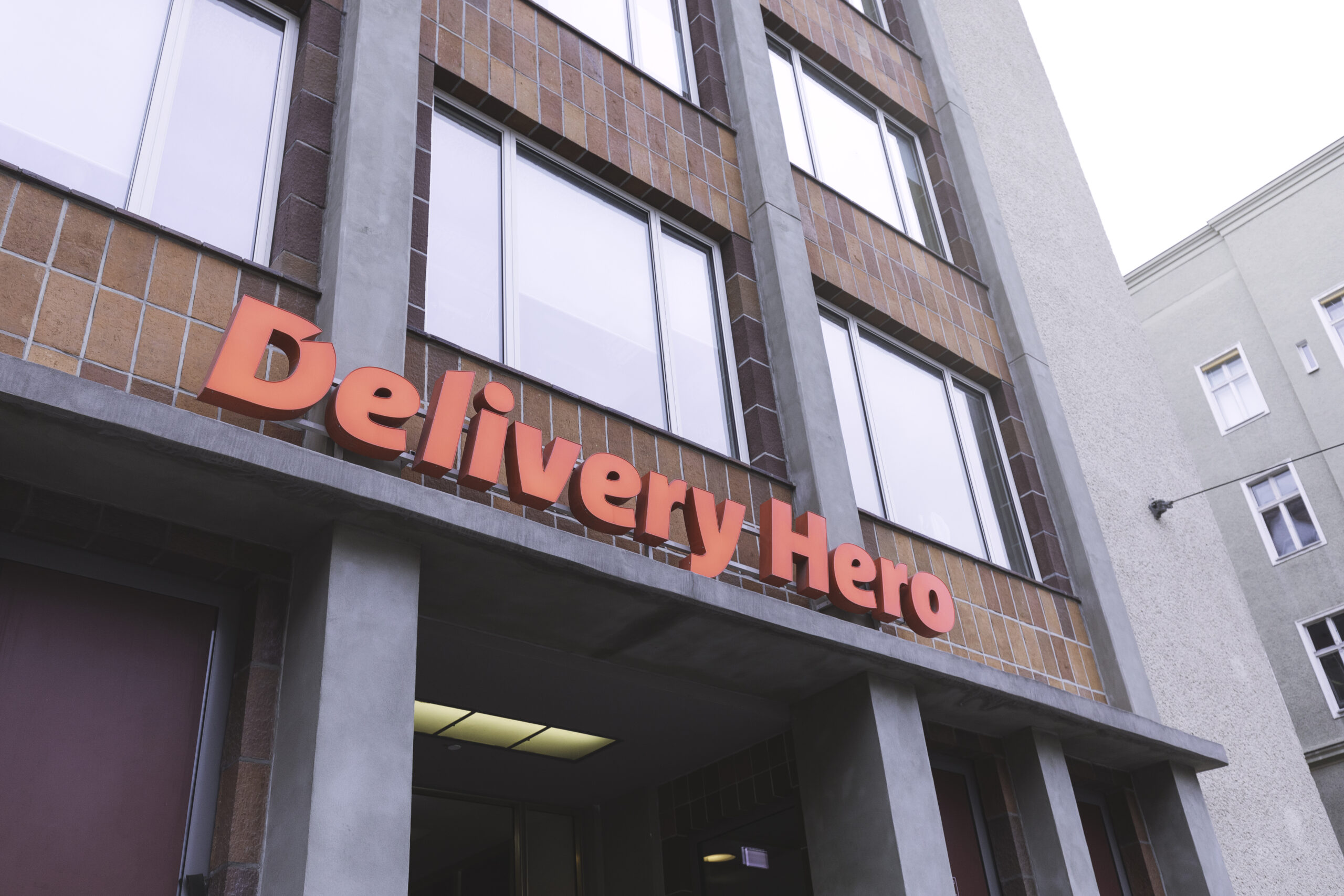 Delivery Hero DHER