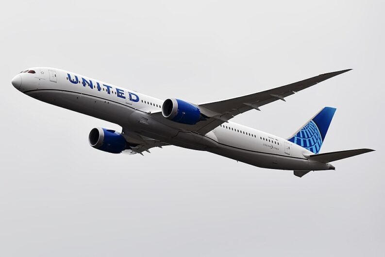 United Airlines Posts Record Revenue but Misses on Earnings as Fuel Bites